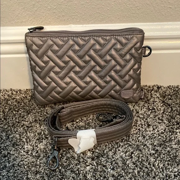 Lug Quilted Gray Pouch - Picture 4 of 4